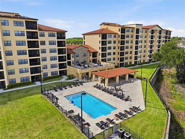 $379,900 | 16300 County Road 455, Unit 714, Montverde, FL 34756