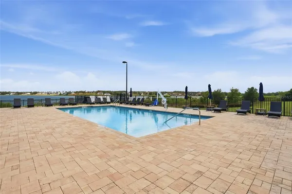 $379,900 | 16300 County Road 455, Unit 714, Montverde, FL 34756