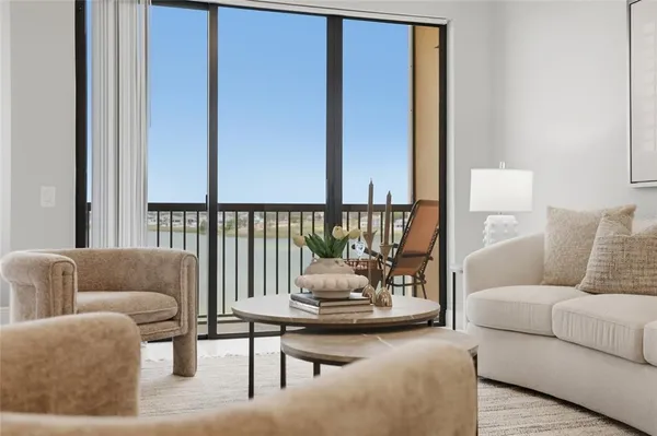 $379,900 | 16300 County Road 455, Unit 714, Montverde, FL 34756