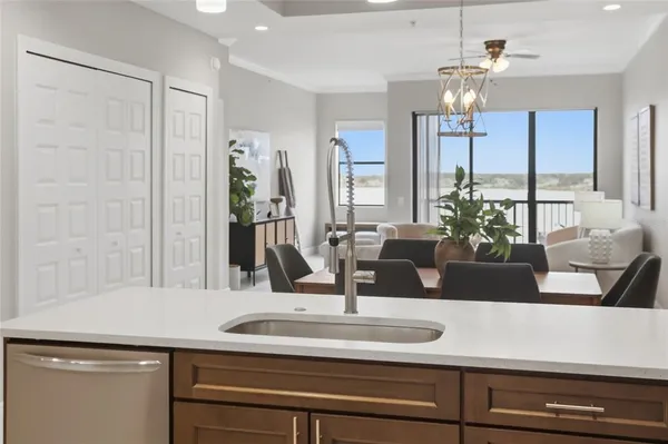 $379,900 | 16300 County Road 455, Unit 714, Montverde, FL 34756