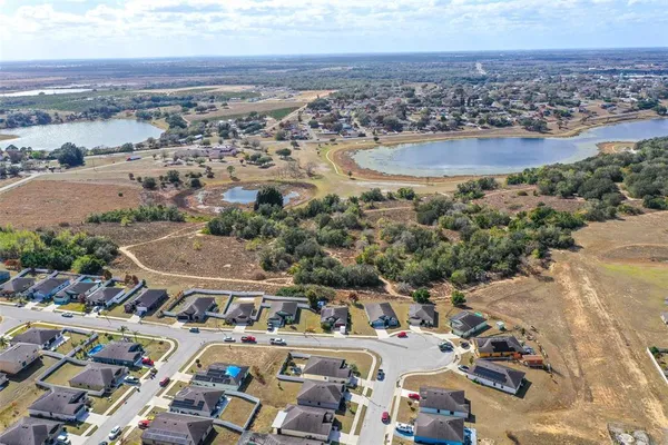 $274,990 | 414 Miles Boulevard, Dundee, FL 33838