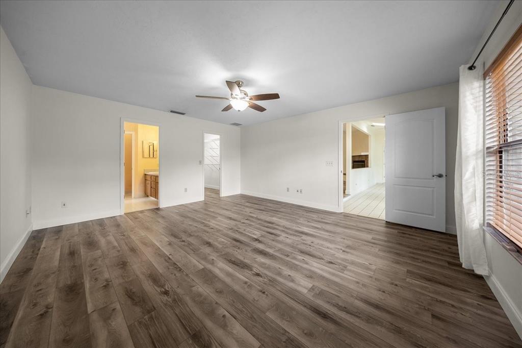 915 Southwest 82 Terrace Gainesville, FL 32607 - Photo 24 of 39 Gallery Image 24