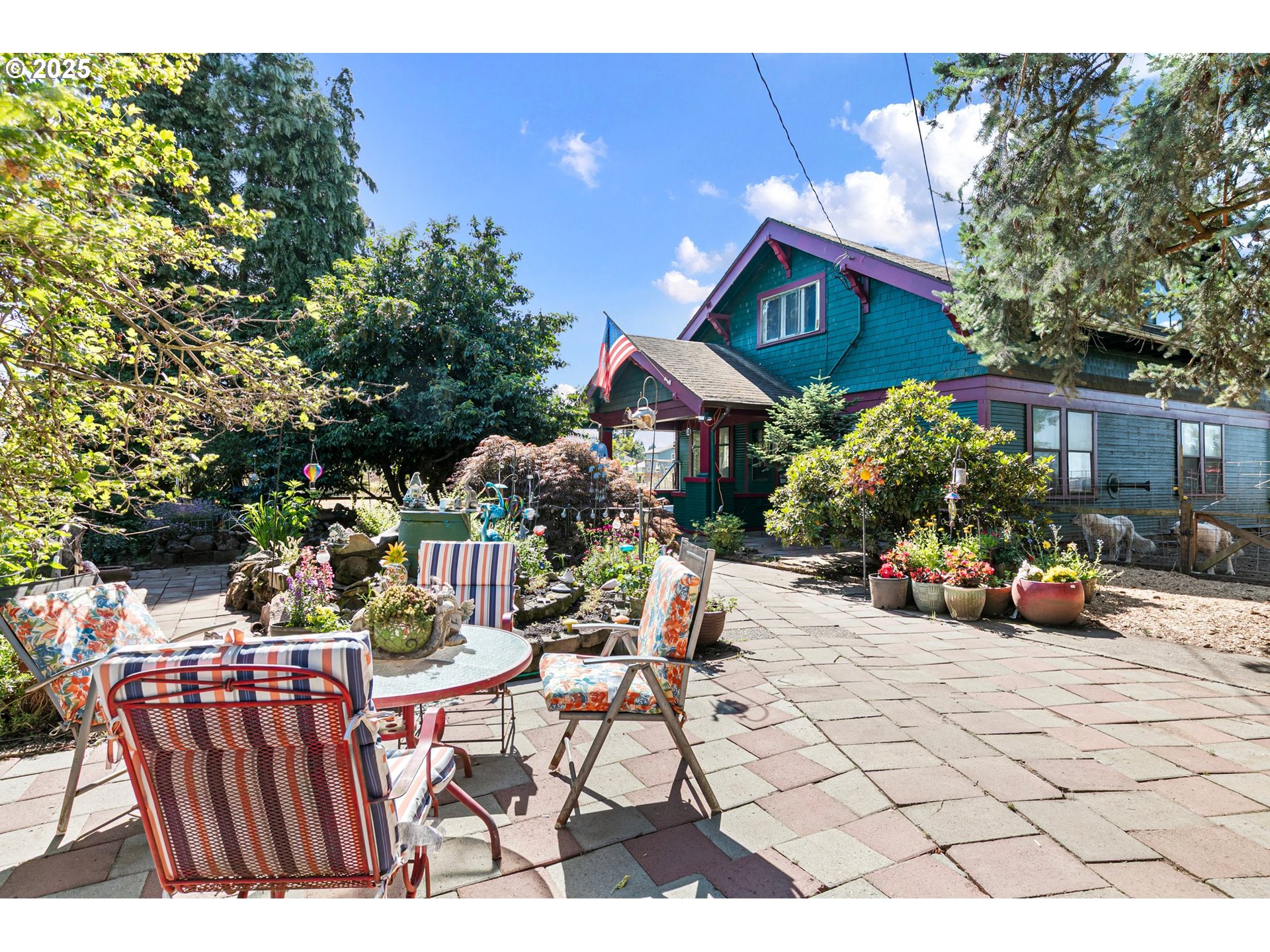 5320 Royal Avenue Eugene, OR 97402 - Photo 3 of 43