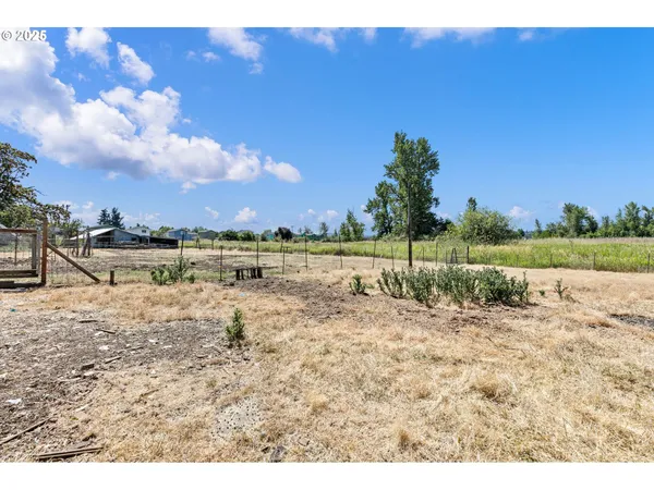 $720,000 | 5320 Royal Avenue, Eugene, OR 97402