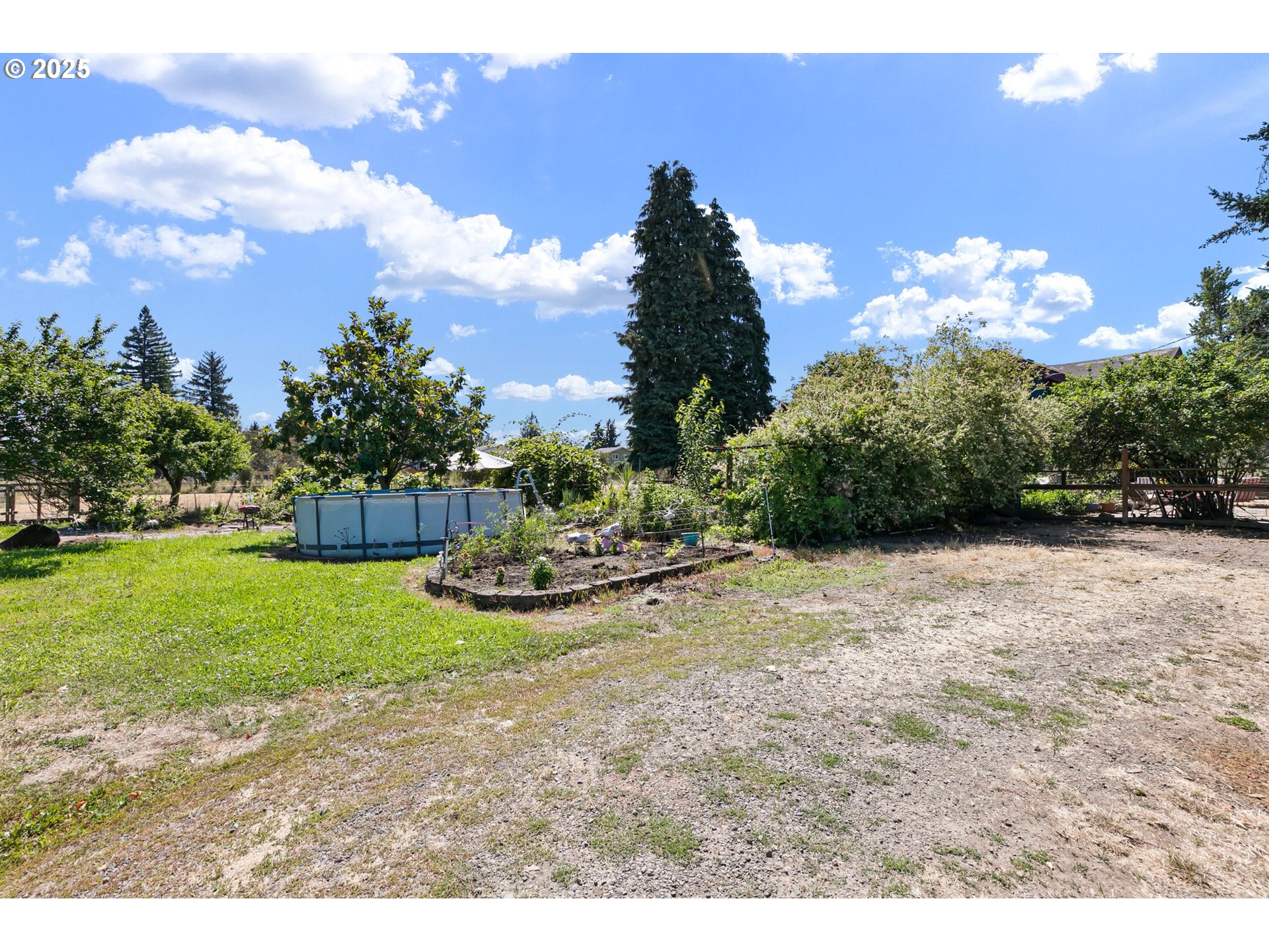 5320 Royal Avenue Eugene, OR 97402 - Photo 37 of 43
