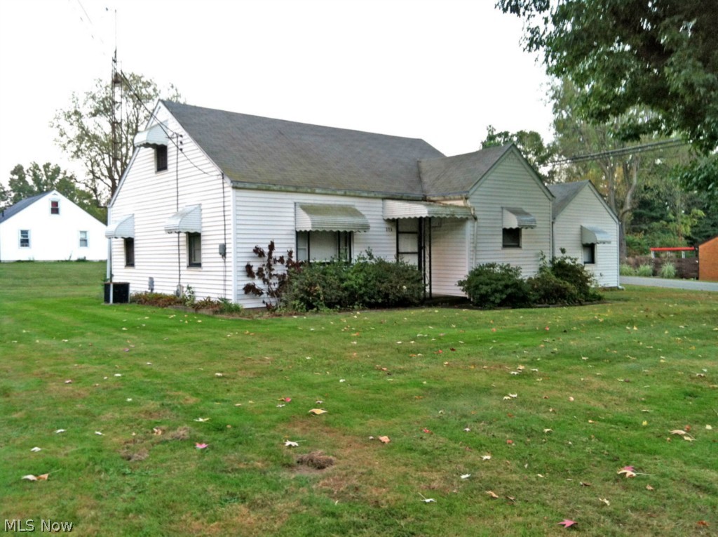 202 Perry Drive Northwest Canton, OH 44708 - Photo 1 of 6 Gallery Image 1