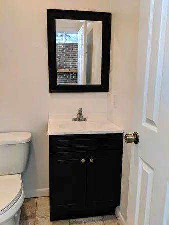 $1,800 | 806 Essex Drive, Tallahassee, FL 32304