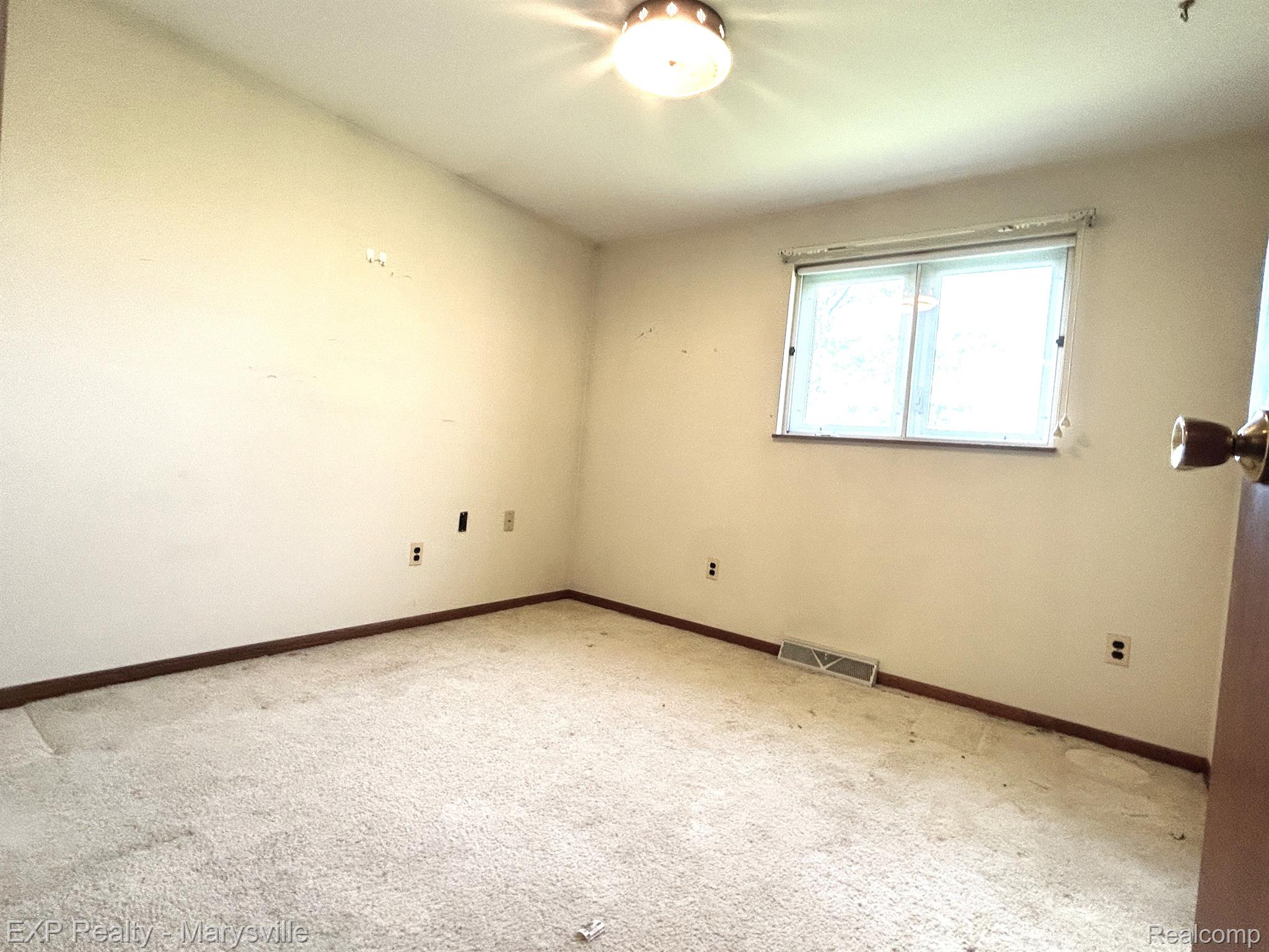 9695 Masters Road Goodells, MI 48027 - Photo 10 of 31 Bed Room