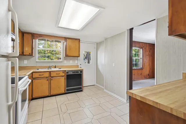 $160,000 | 614 West Leon Street, Perry, FL 32347