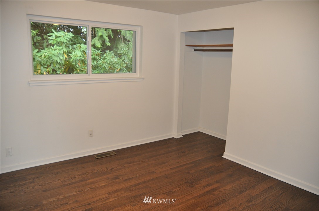 2310 Dayton Avenue Northeast Renton, WA 98056 - Photo 11 of 20 Gallery Image 11