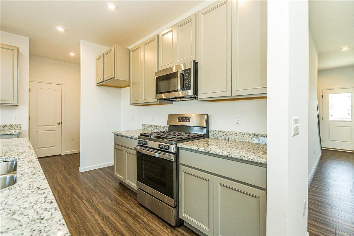 3031 Eagle Branch Circle St. Paul, MO 63366 - Photo 10 of 46