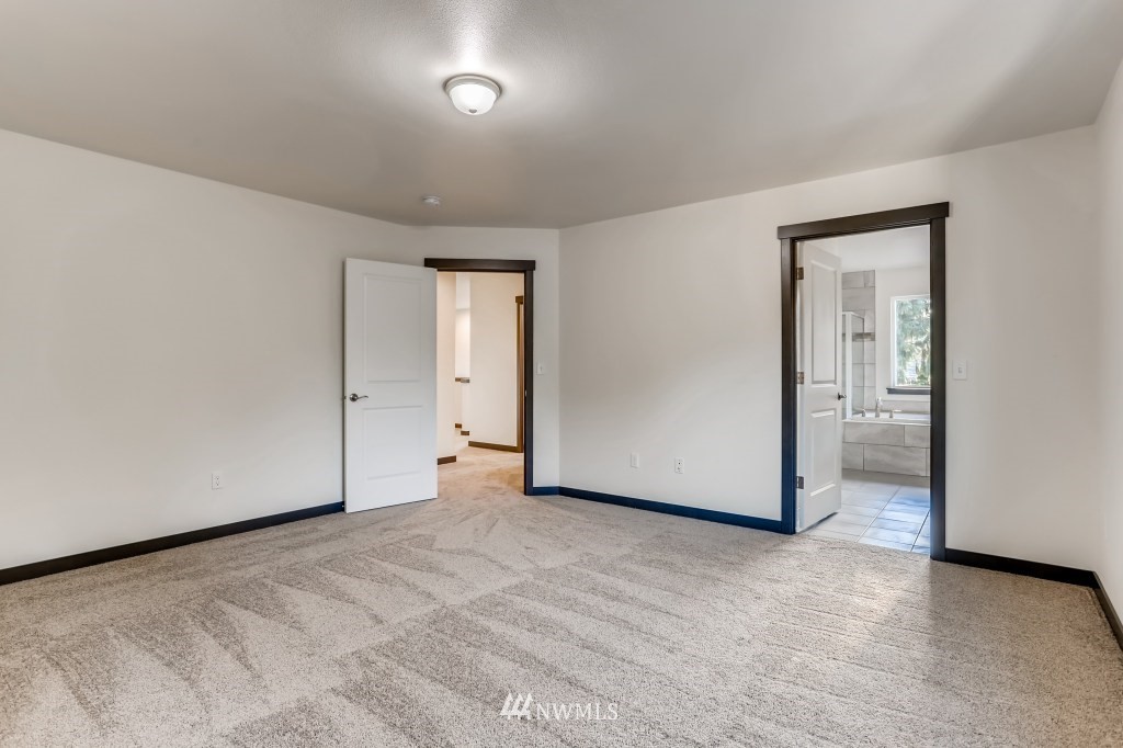 710 Southwest 126th Street Seattle, WA 98146 - Photo 14 of 37 Gallery Image 14