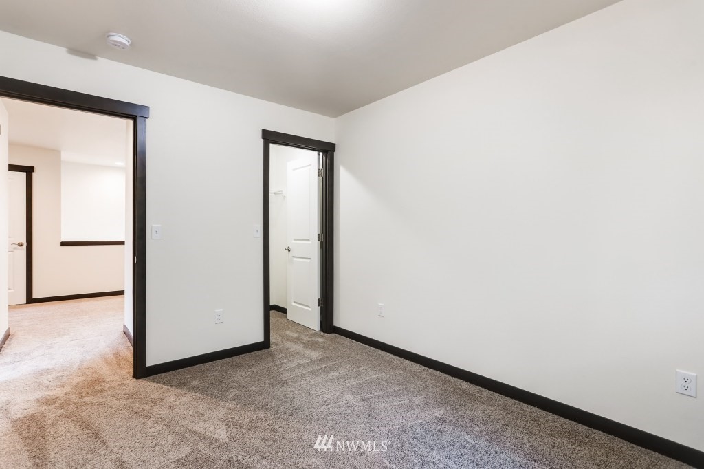 710 Southwest 126th Street Seattle, WA 98146 - Photo 24 of 37 Gallery Image 24