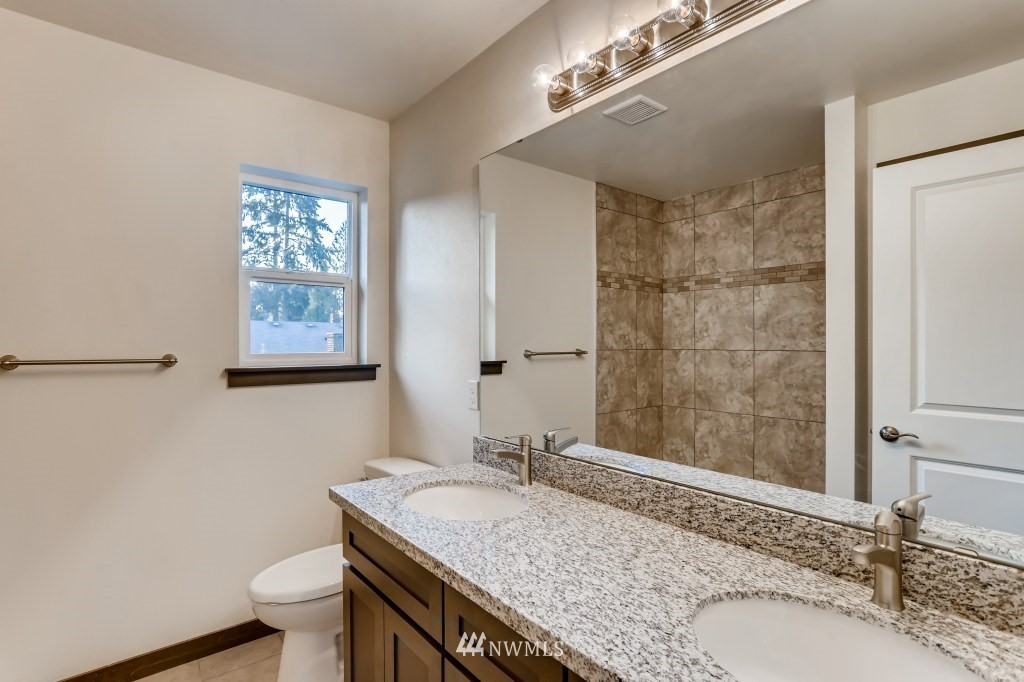 710 Southwest 126th Street Seattle, WA 98146 - Photo 25 of 37 Gallery Image 25