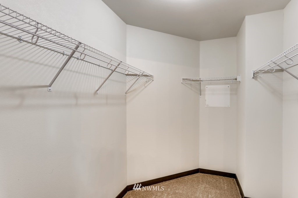 710 Southwest 126th Street Seattle, WA 98146 - Photo 30 of 37 Gallery Image 30