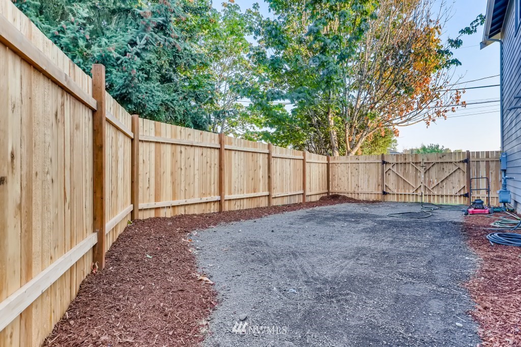 710 Southwest 126th Street Seattle, WA 98146 - Photo 37 of 37 Gallery Image 37