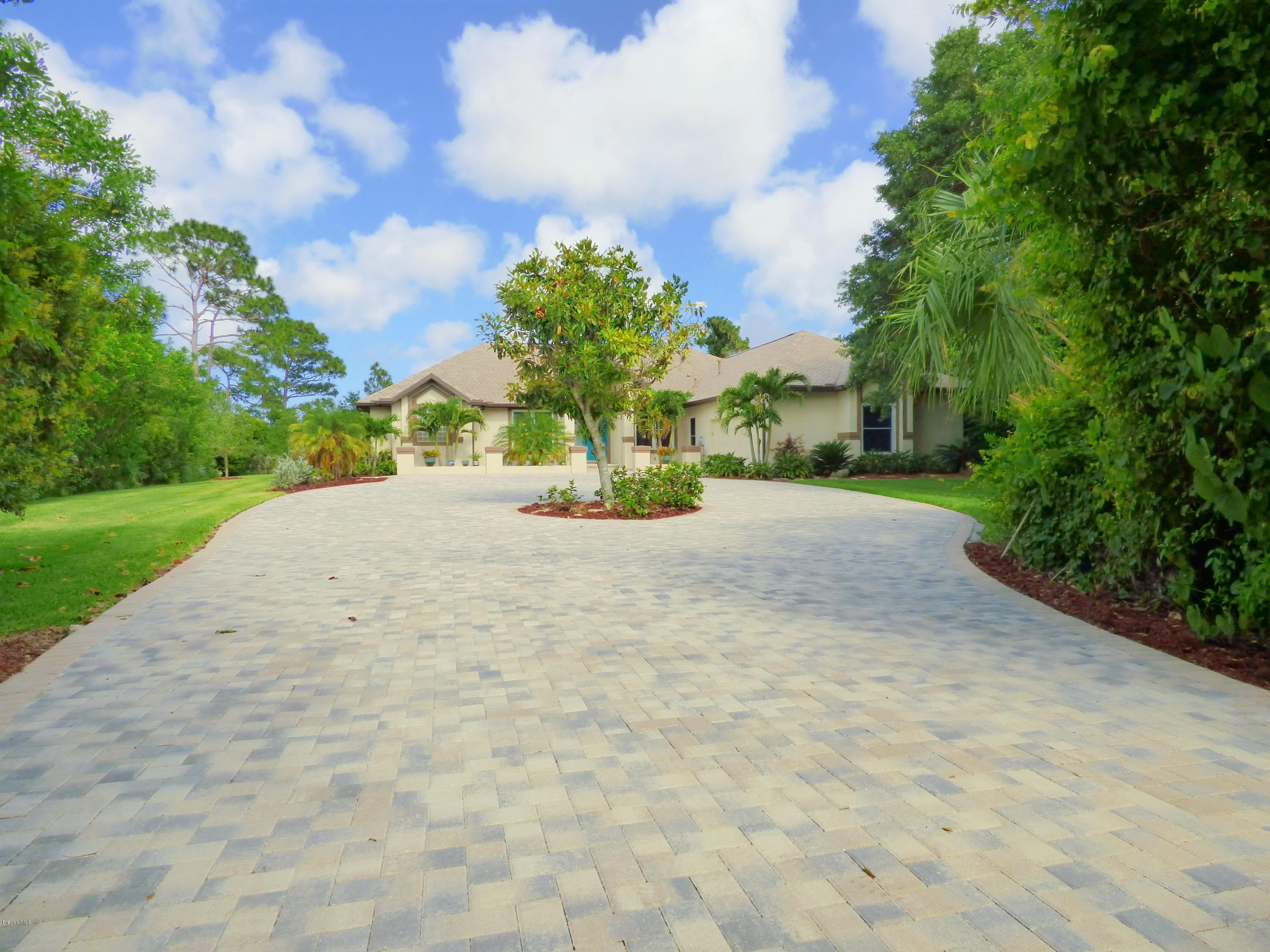 4085 Turtle Mound Road Melbourne, FL 32934 - Photo 21 of 24 P1000287