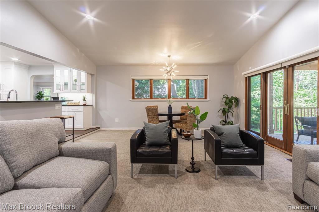 3636 Tuckahoe Road Bloomfield Hills, MI 48301 - Photo 12 of 35
