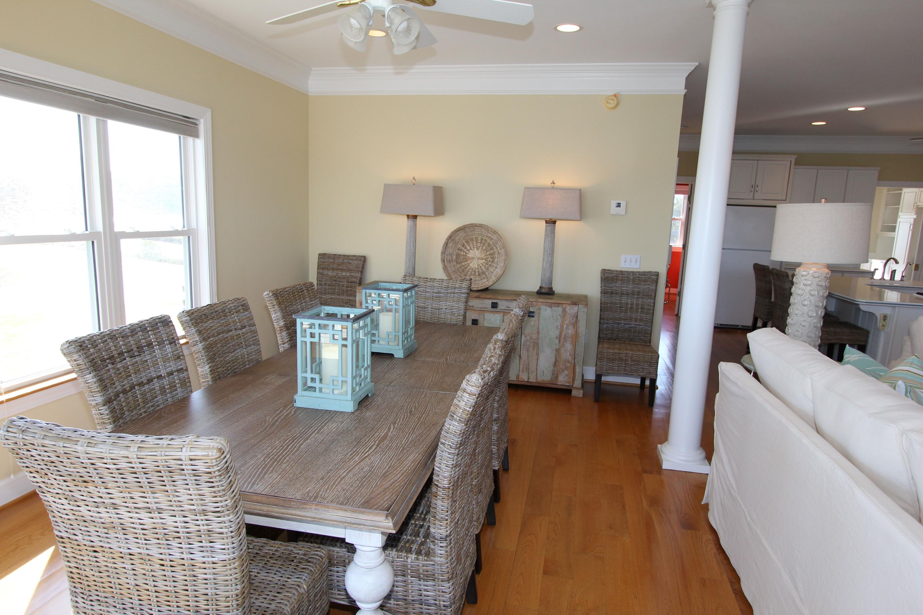 3761 Docksite Road Edisto Beach, SC 29438 - Photo 11 of 30 dining table