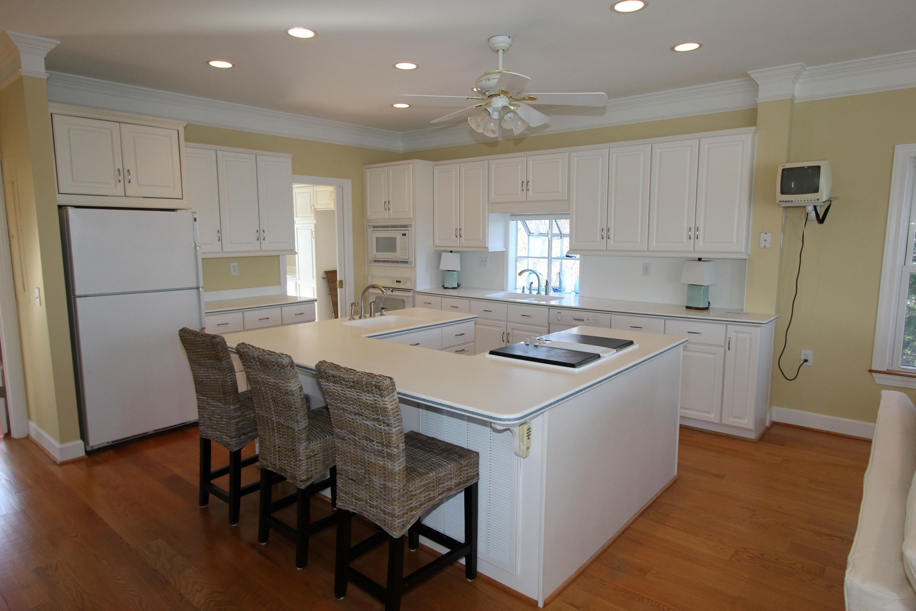 3761 Docksite Road Edisto Beach, SC 29438 - Photo 8 of 30 Kitchen