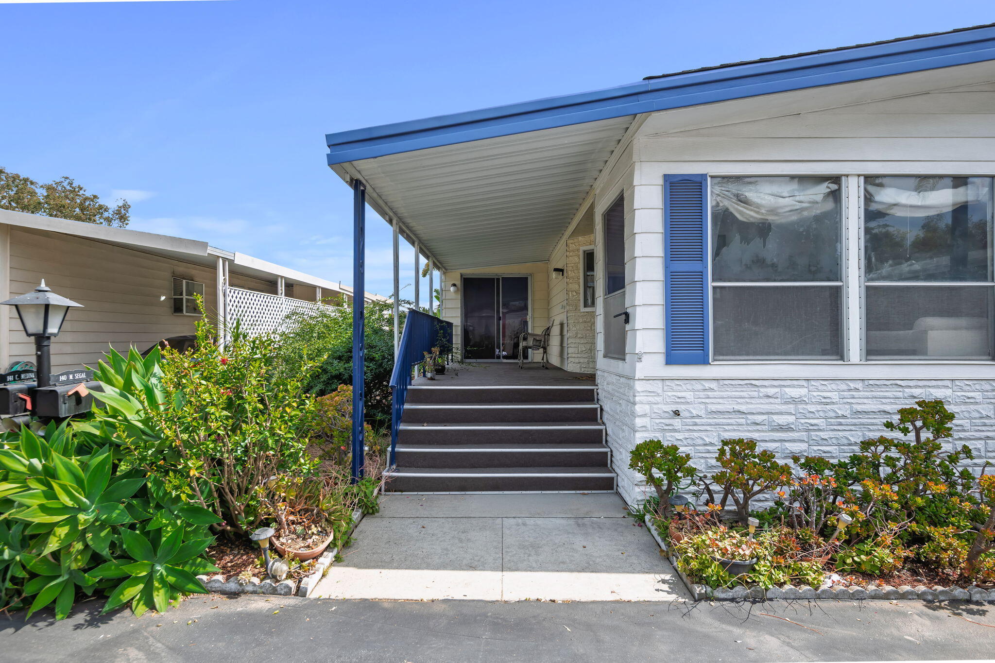 340 Old Mill Road, Unit SPC 140 Santa Barbara, CA 93110 - Photo 3 of 30 04-Porch