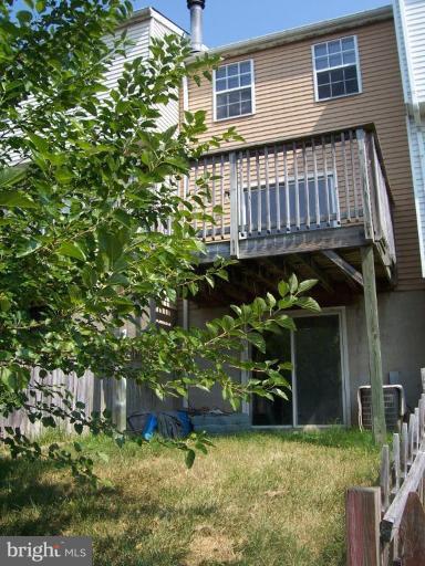 19 Cartwright Court Rosedale, MD 21237 - Photo 2 of 6 Exterior (Rear)