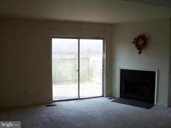 19 Cartwright Court Rosedale, MD 21237 - Photo 5 of 6 Living Room