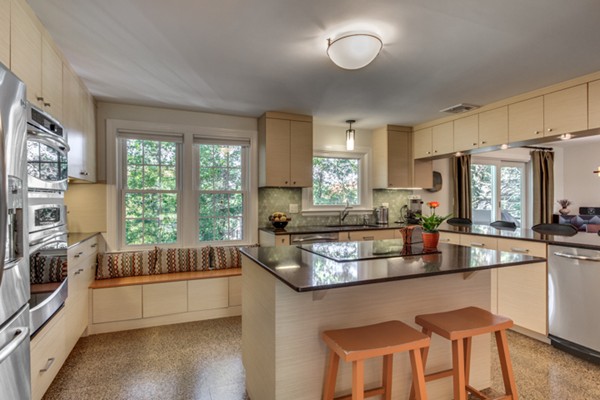 33 Aletha Road Needham, MA 02492 - Photo 6 of 22