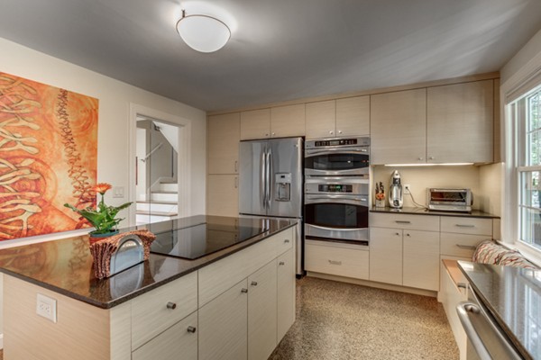 33 Aletha Road Needham, MA 02492 - Photo 7 of 22