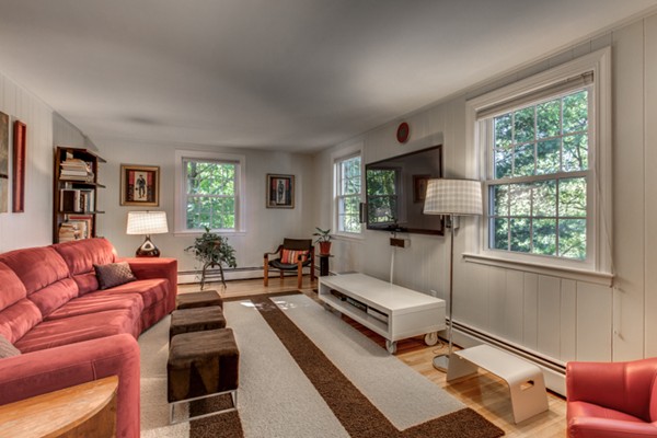 33 Aletha Road Needham, MA 02492 - Photo 9 of 22