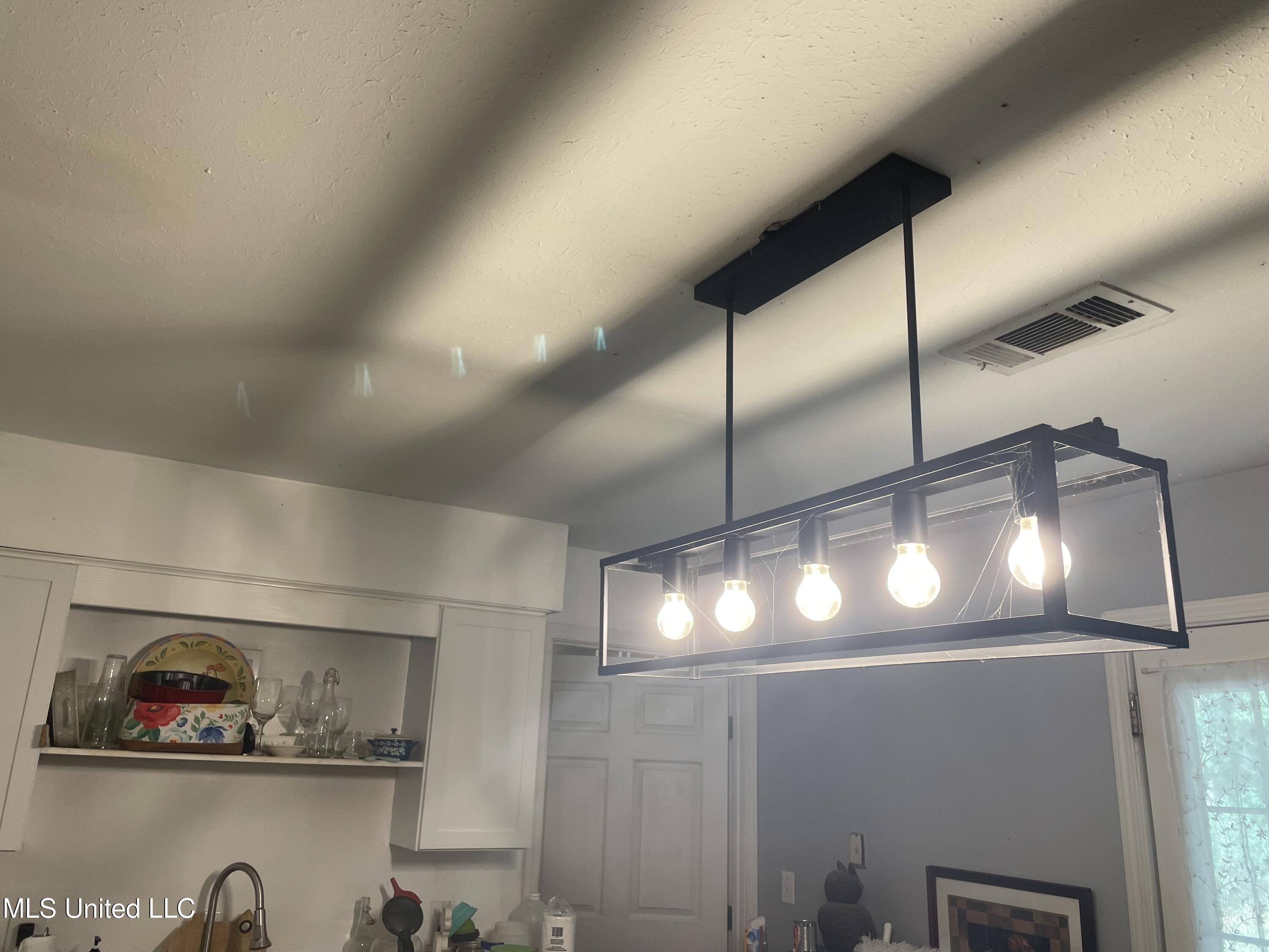 105 North Ida Lane Long Beach, MS 39560 - Photo 9 of 15 IMG_8148