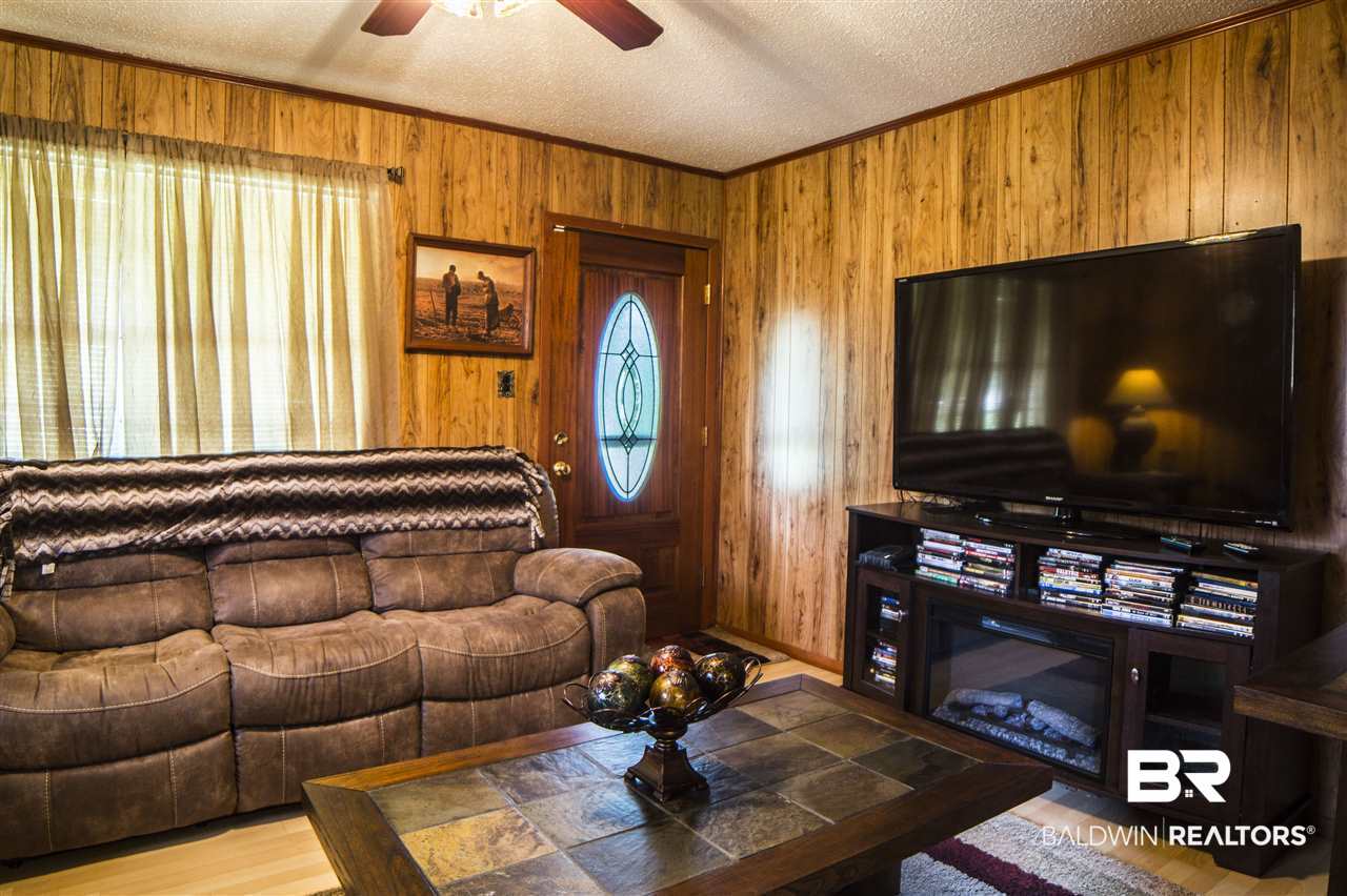 13031 Hugh Fort Road Grand Bay, AL 36541 - Photo 4 of 29 Living Room