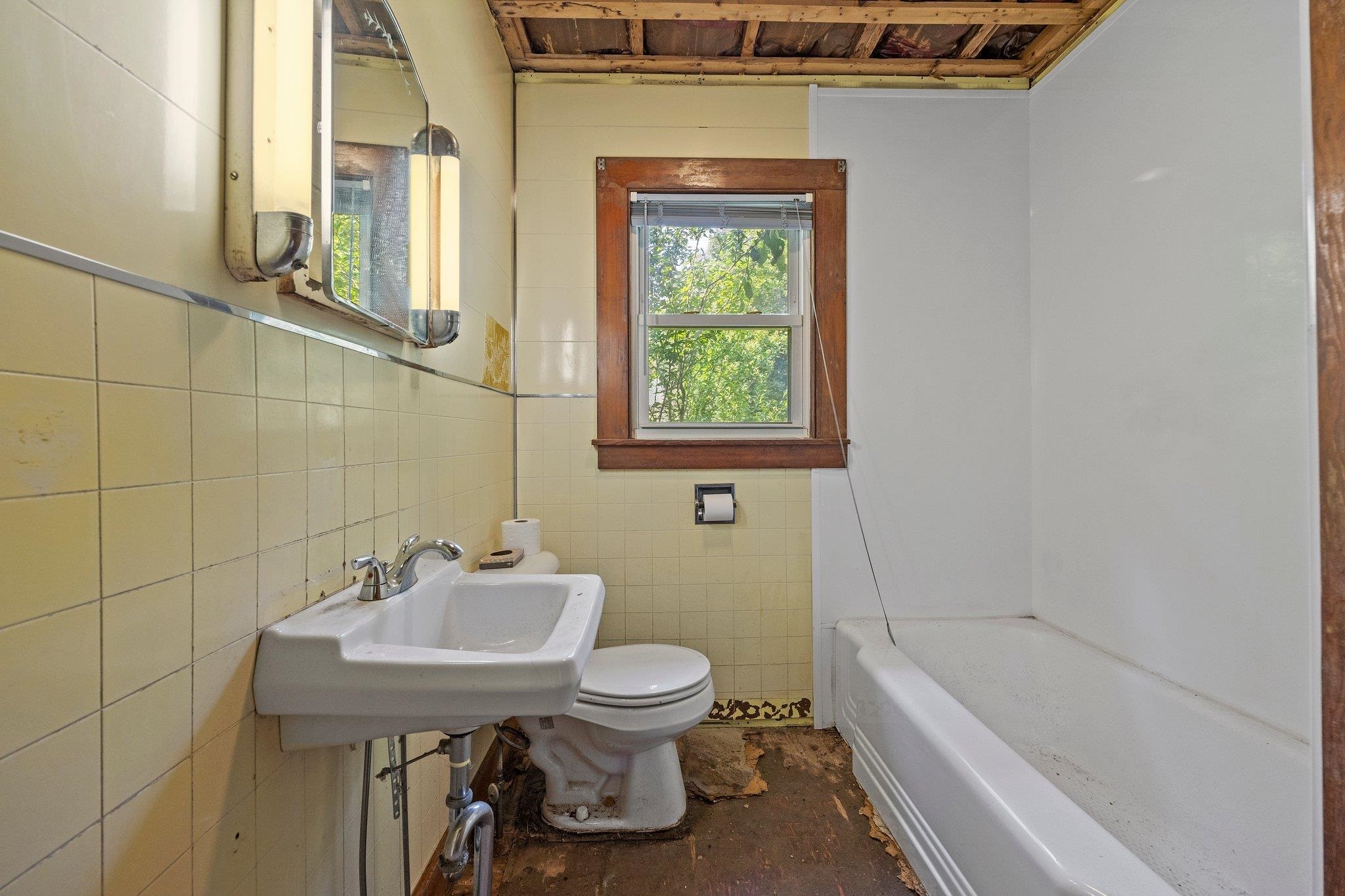 69 Packers Falls Road Newmarket, NH 03857 - Photo 12 of 19 Gallery Image 12