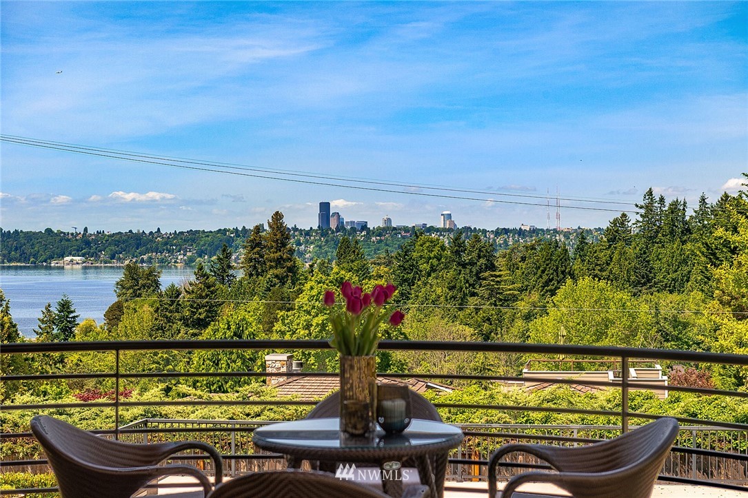 8400 Ridge Road Medina, WA 98039 - Photo 21 of 25 Gallery Image 21