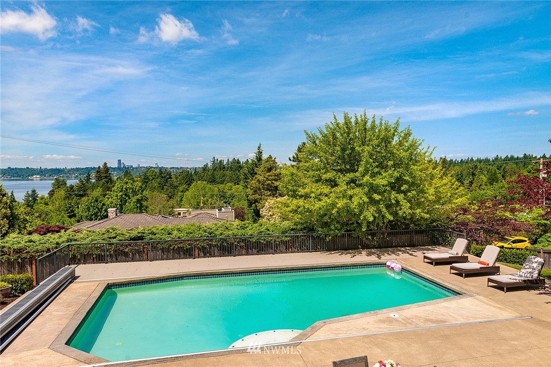 8400 Ridge Road Medina, WA 98039 - Photo 22 of 25 Gallery Image 22