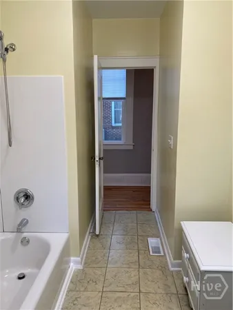 $1,800 | 1240 East Victory Drive, Unit 1, Savannah, GA 31404