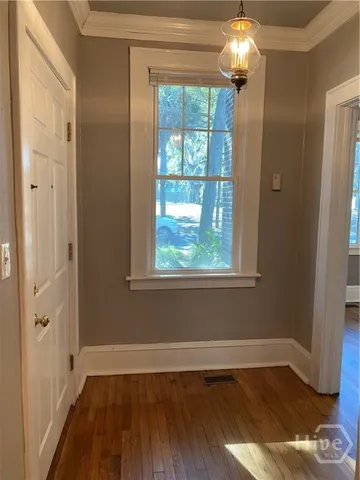 $1,950 | 1240 East Victory Drive, Unit 1, Savannah, GA 31404