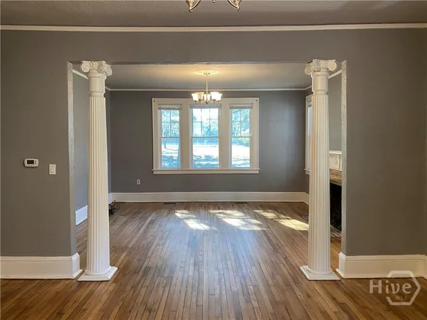 $1,800 | 1240 East Victory Drive, Unit 1, Savannah, GA 31404