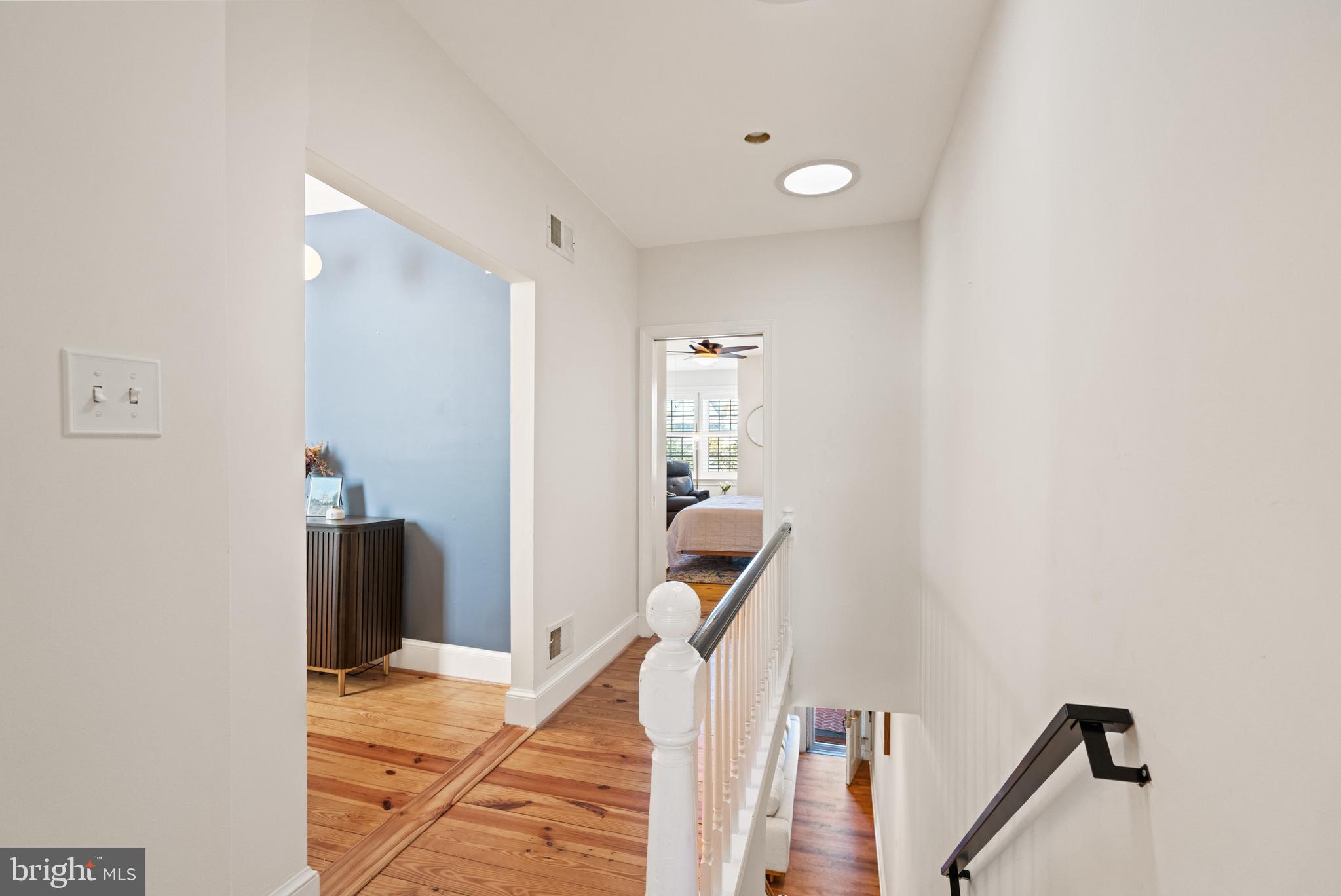 611 F Street Northeast Washington, DC 20002 - Photo 21 of 34 Upper Level Landing