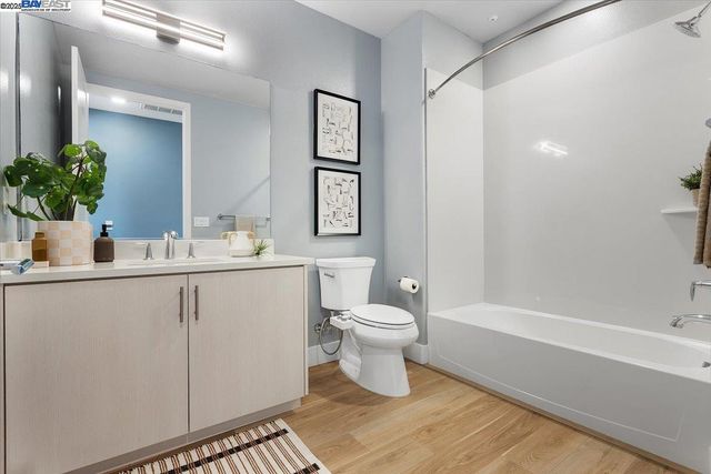 a view of entryway and hall