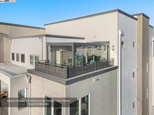 a view of a basketball court