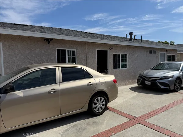 $949,900 | 12872 Van Nuys Boulevard, Pacoima, CA 91331