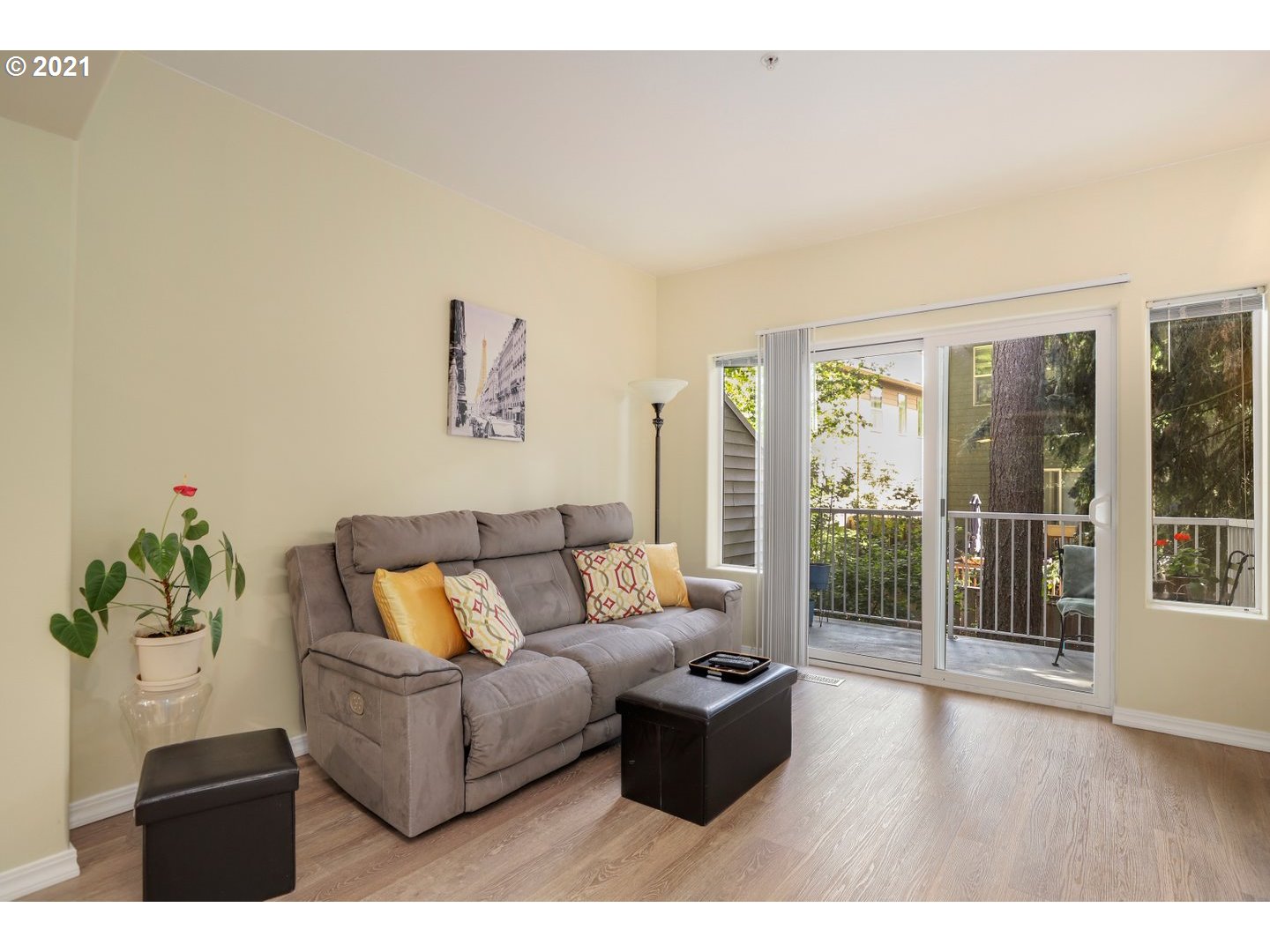 14192 Southwest Barrows Road, Unit 3 Tigard, OR 97223 - Photo 13 of 28 Gallery Image 13