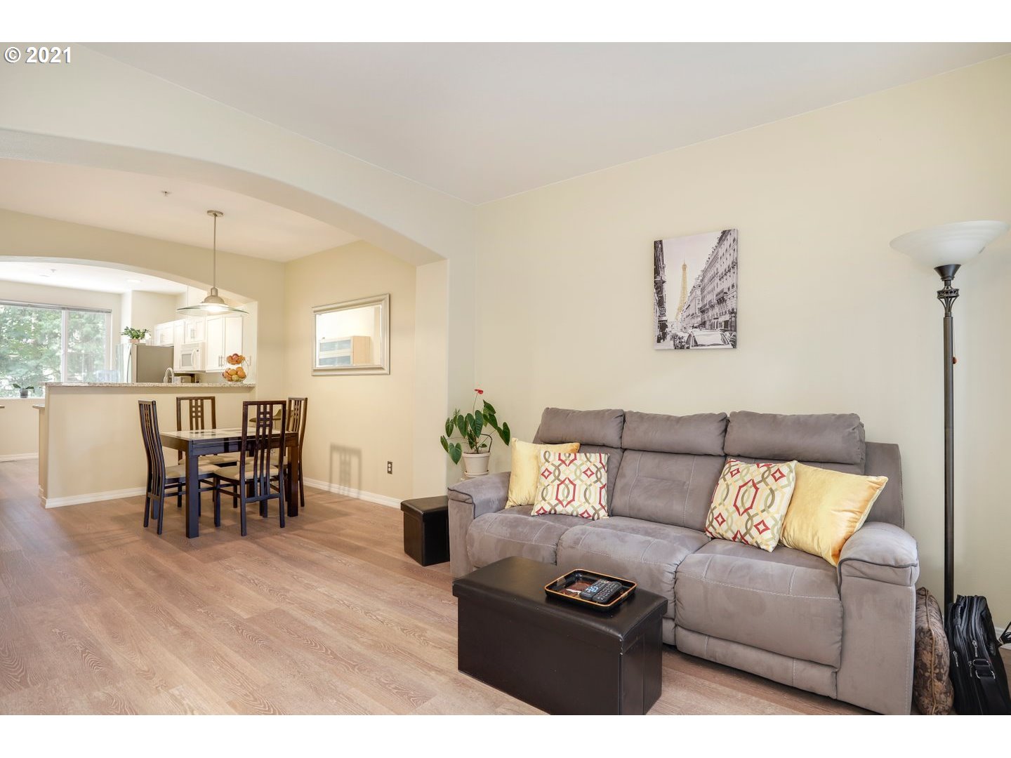 14192 Southwest Barrows Road, Unit 3 Tigard, OR 97223 - Photo 15 of 28 Gallery Image 15