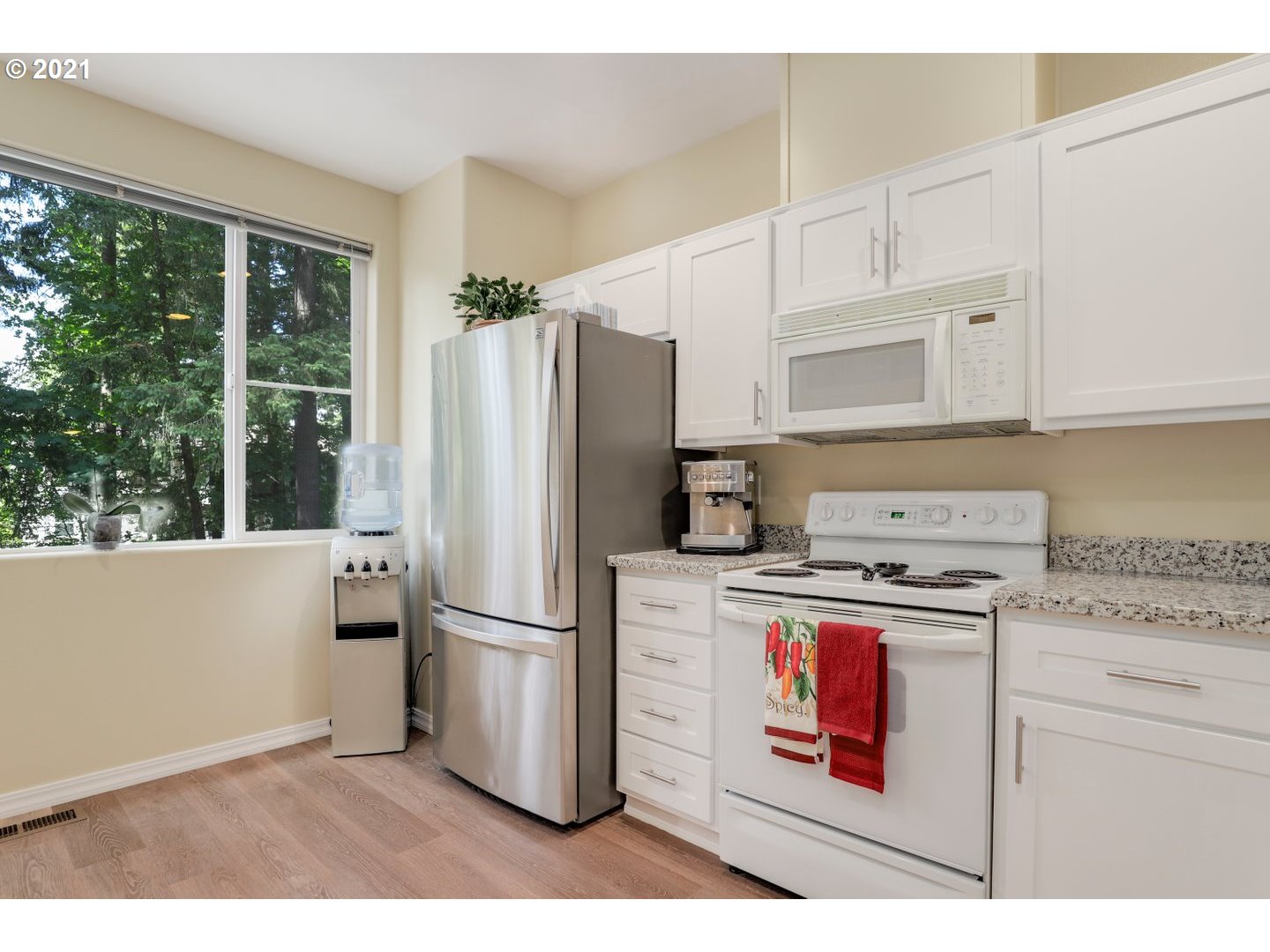 14192 Southwest Barrows Road, Unit 3 Tigard, OR 97223 - Photo 20 of 28 Gallery Image 20