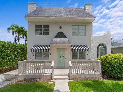 $1,995,000 | 422 North Lakeside Drive, Lake Worth Beach, FL 33460