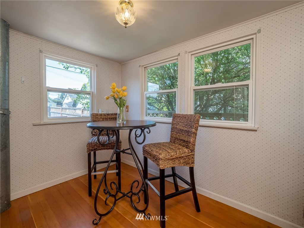 2110 Rockefeller Avenue Everett, WA 98201 - Photo 12 of 24