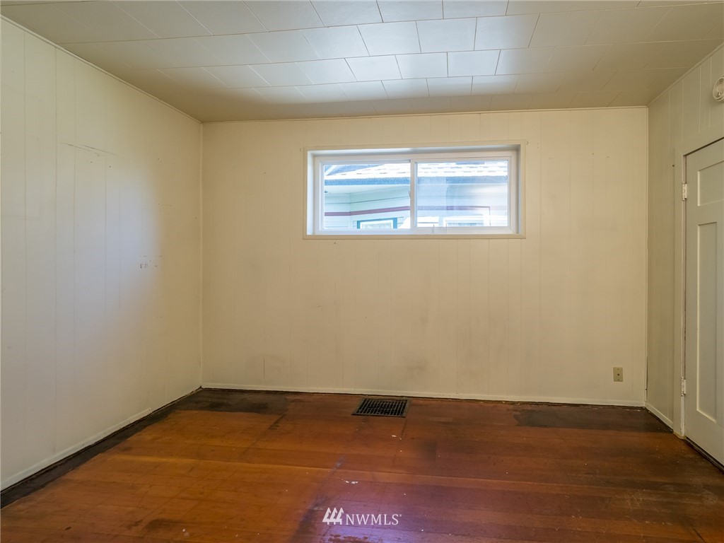 2110 Rockefeller Avenue Everett, WA 98201 - Photo 14 of 24