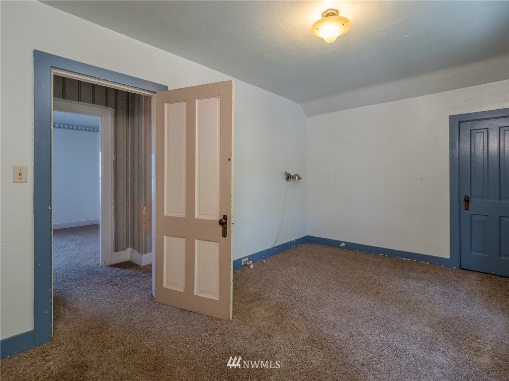 2110 Rockefeller Avenue Everett, WA 98201 - Photo 18 of 24