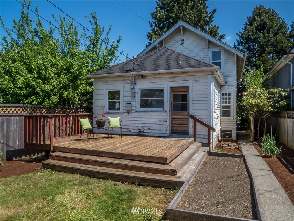 2110 Rockefeller Avenue Everett, WA 98201 - Photo 21 of 24